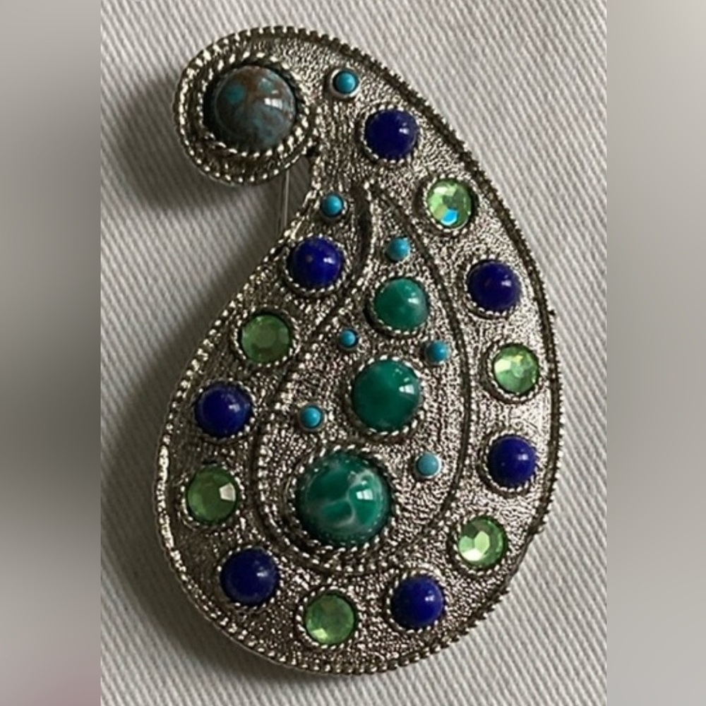 Elegant Silver and Blue Paisley Brooch
